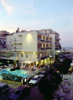 hotel 3 stelle rimini con piscina